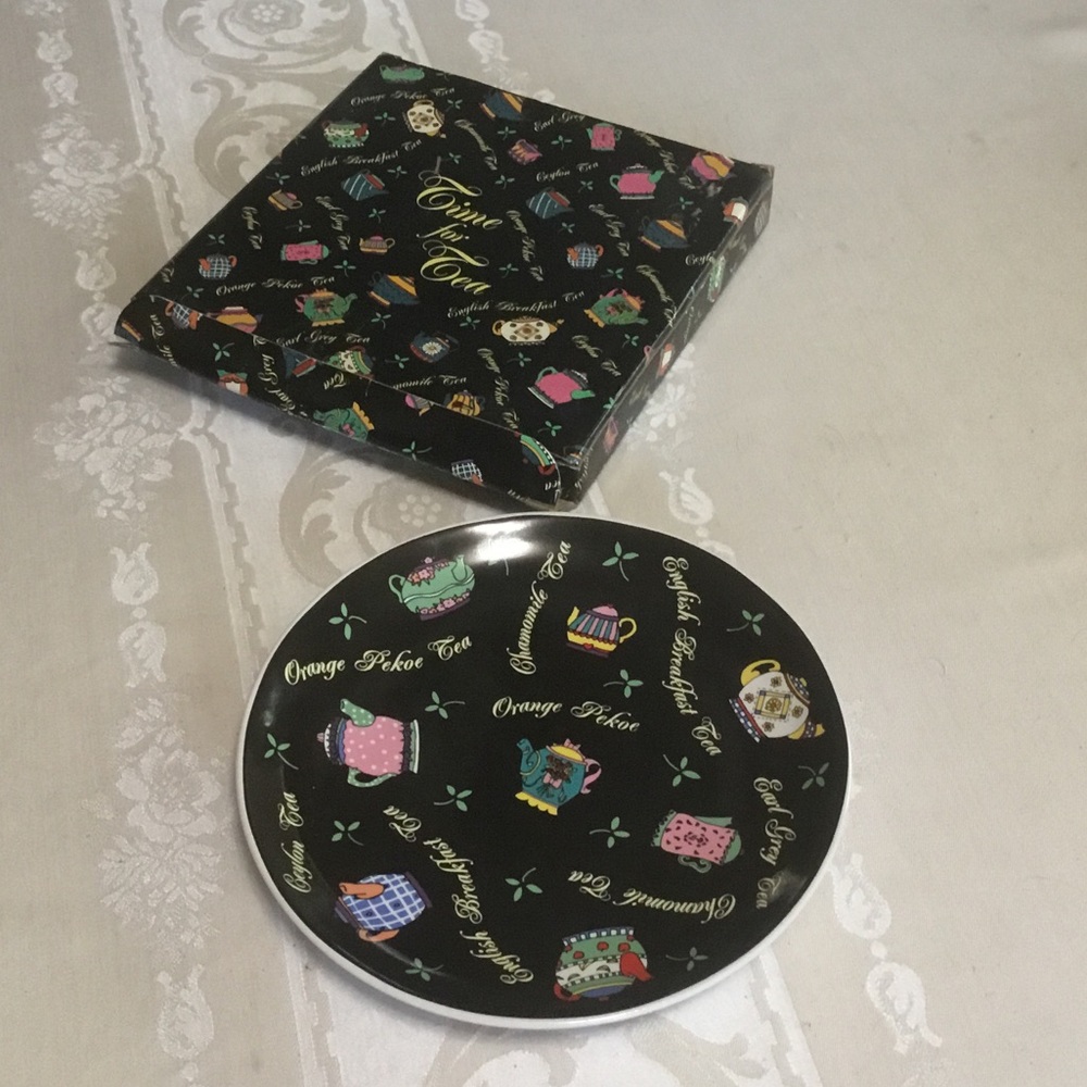 PAPEL Time for Tea 7-1/2” Collector Plate